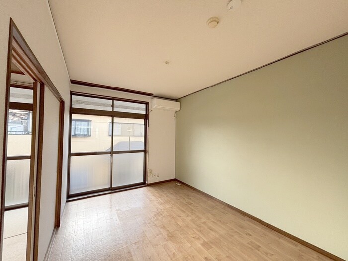 物件内観写真7　(居室)