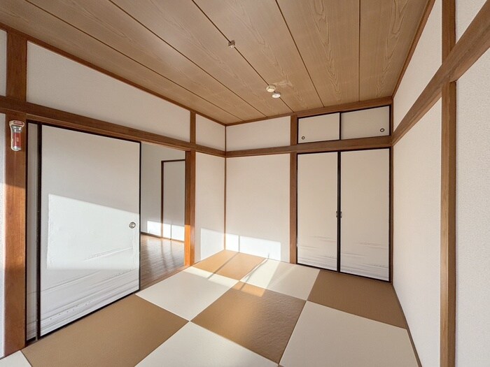 物件内観写真10　(居室)