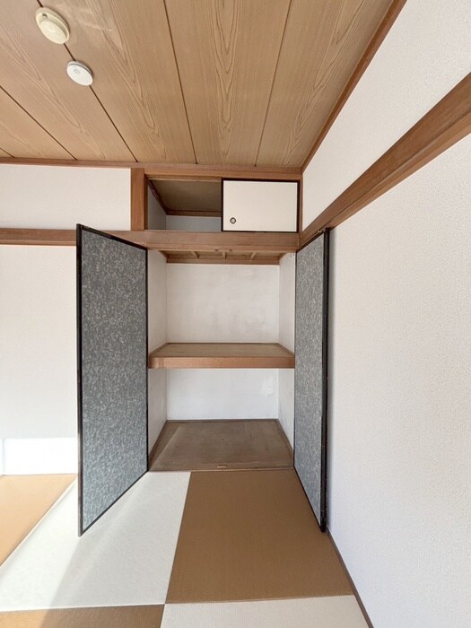 物件内観写真13　(収納)