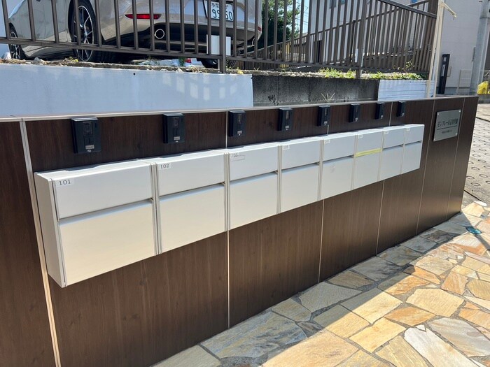 物件外観写真4　(建物設備)