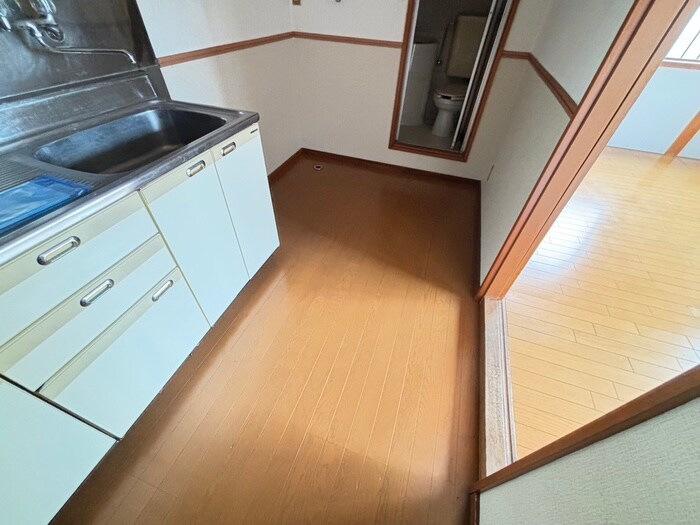 物件内観写真15　(廊下)