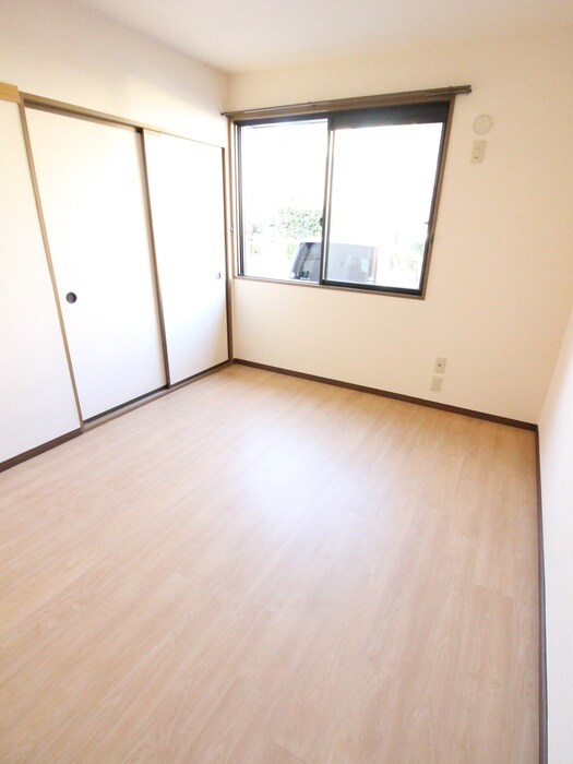 物件内観写真15　(居室)