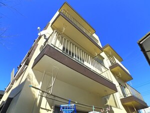 会田マンション外観写真