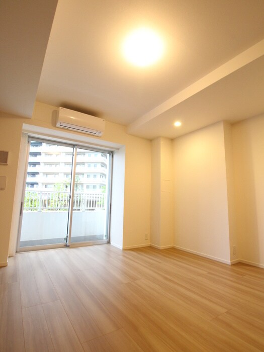 物件内観写真11　(居室)