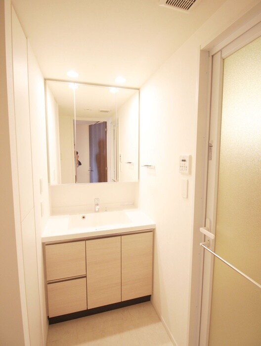 物件内観写真13　(洗面)