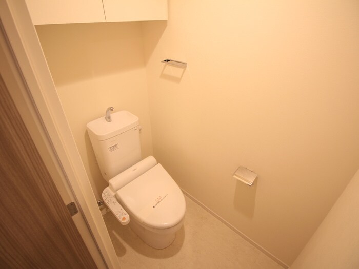 物件内観写真15　(トイレ)