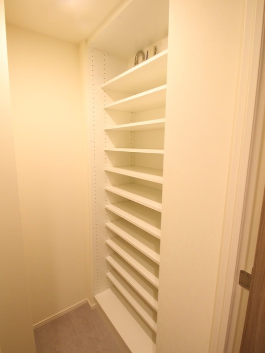 物件内観写真17　(靴箱)