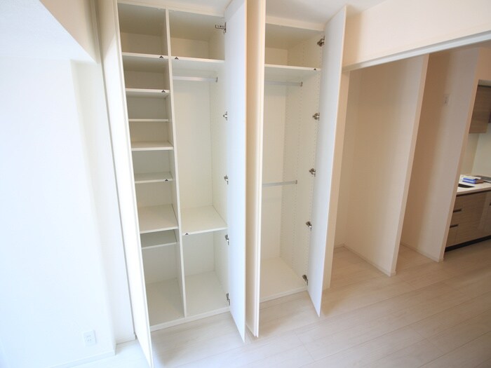 物件内観写真18　(収納)