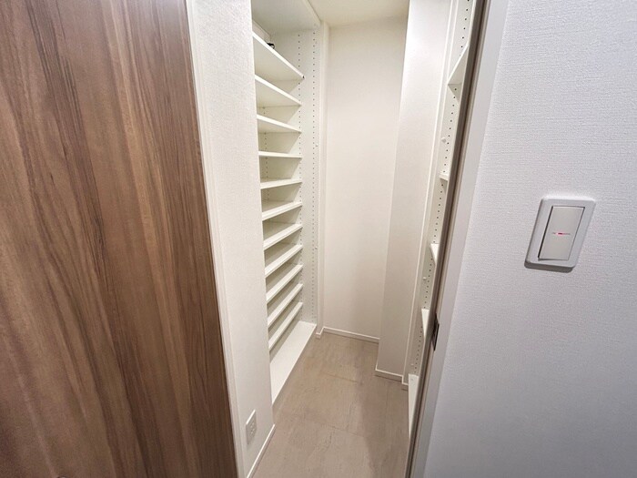 物件内観写真20　(靴箱)