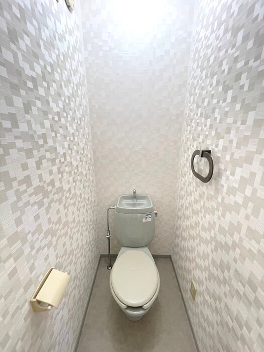 物件内観写真11　(トイレ)