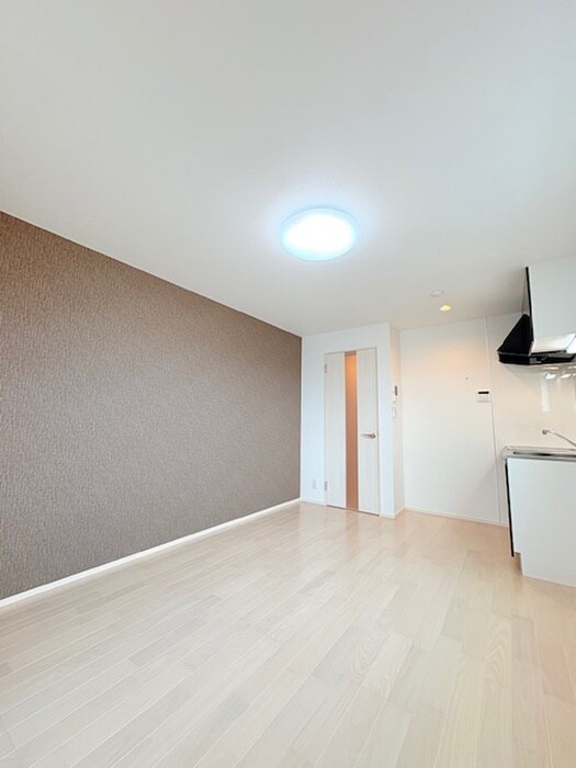 物件内観写真18　(廊下)