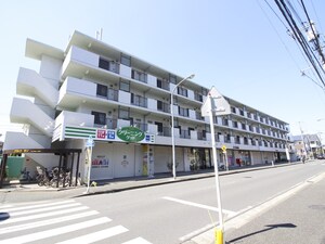 プラトゥモリ外観写真