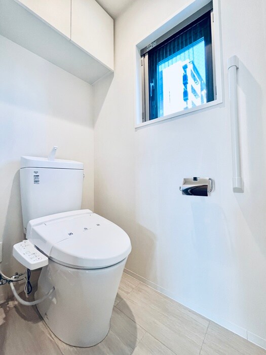 物件内観写真15　(トイレ)