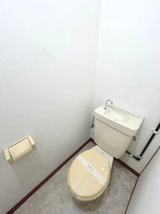 物件内観写真7　(トイレ)