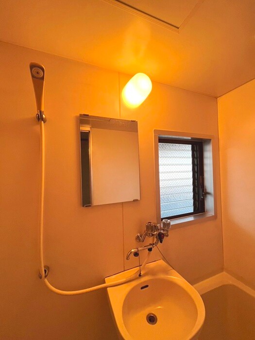 物件内観写真8　(洗面)