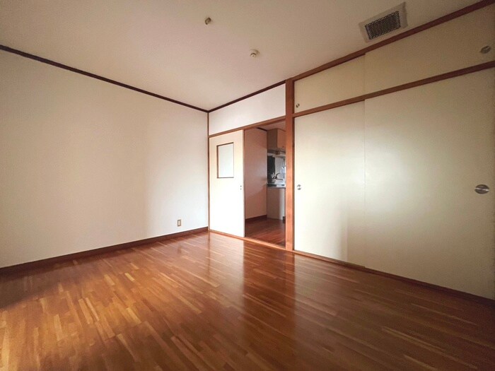 物件内観写真9　(居室)