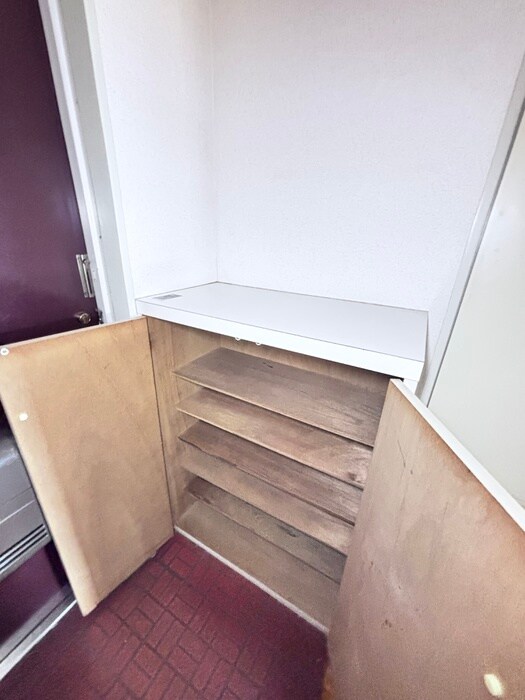 物件内観写真8　(靴箱)