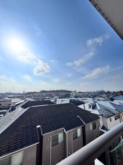 物件内観写真21　(室内からの展望)