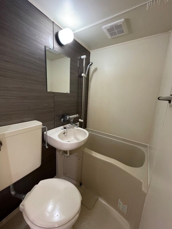 バス／シャワールーム等