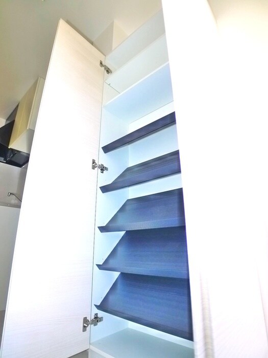 物件内観写真15　(靴箱)