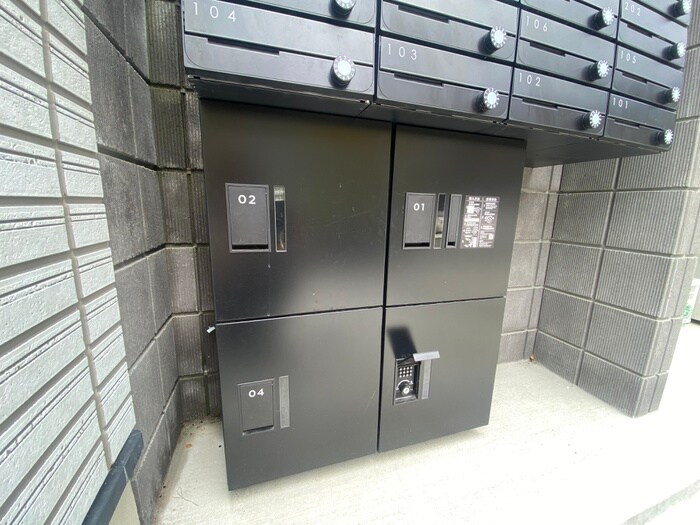 物件外観写真4　(建物設備)