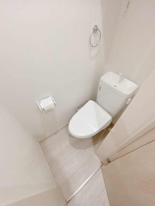 物件内観写真12　(トイレ)