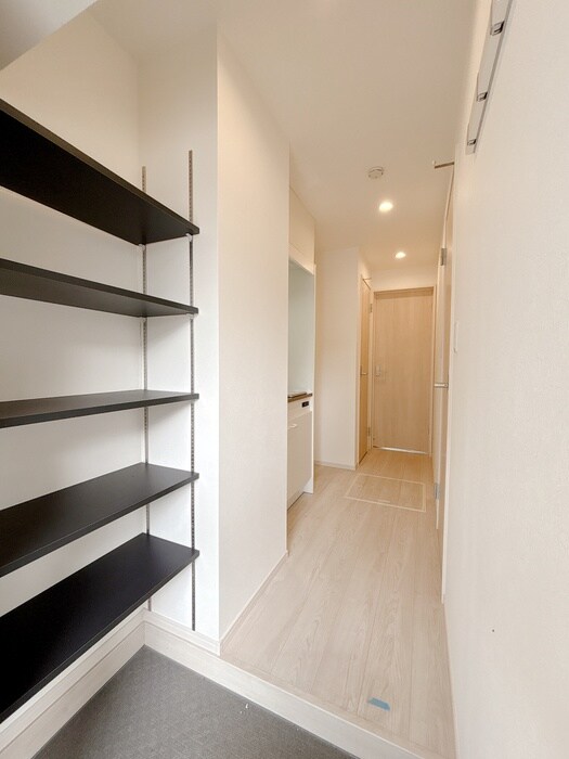 物件内観写真16　(廊下)