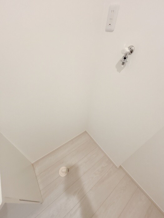 物件内観写真19　(洗濯機置場)