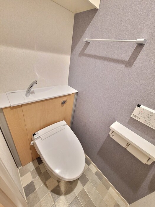 物件内観写真11　(トイレ)