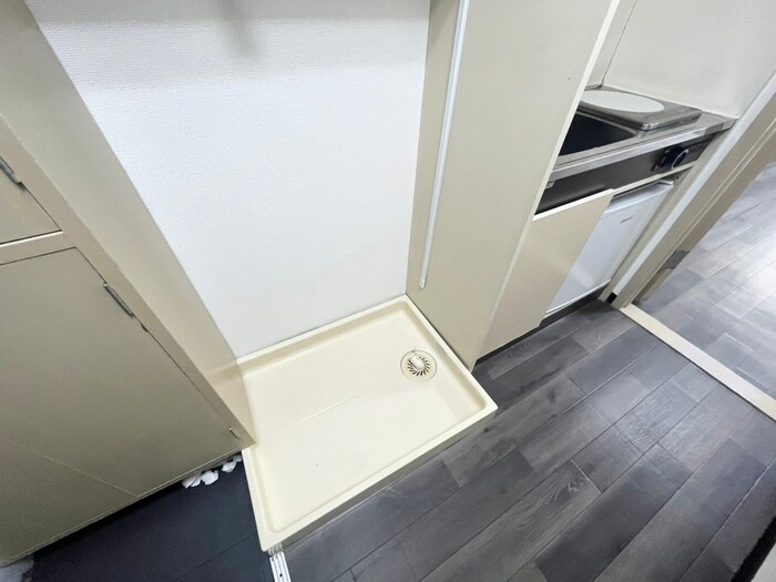 物件内観写真9　(洗濯機置場)