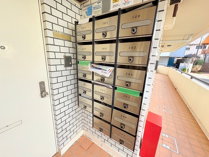 物件外観写真6　(建物設備)