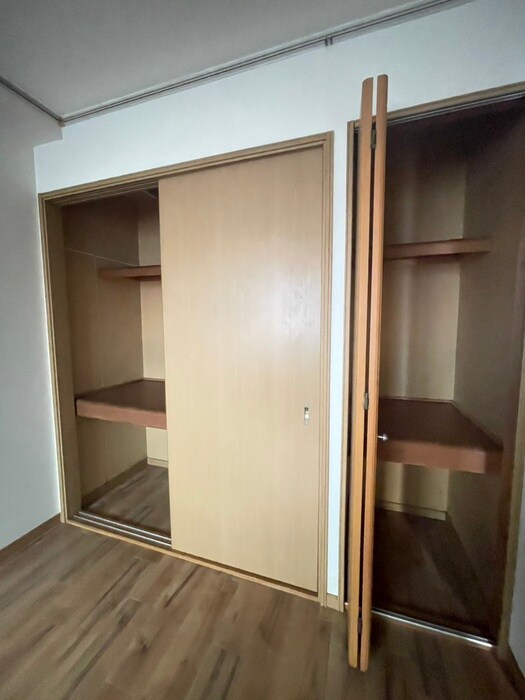 物件内観写真10　(収納)