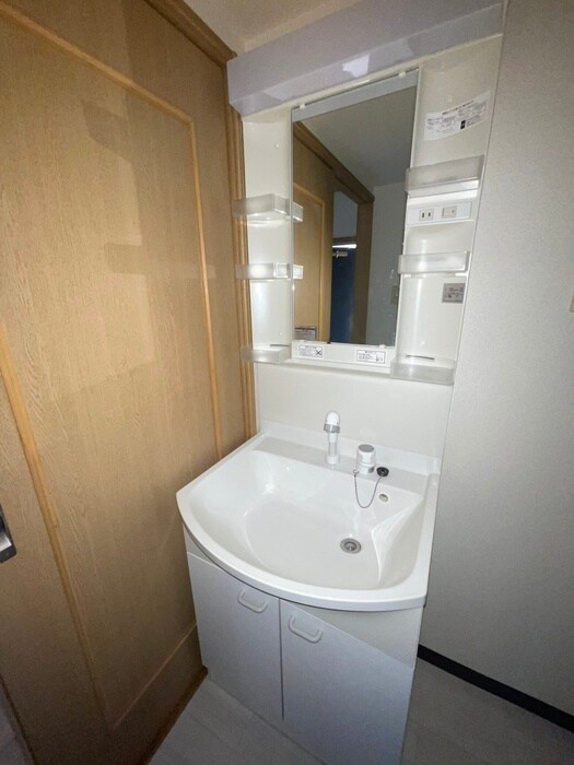 物件内観写真13　(洗面)