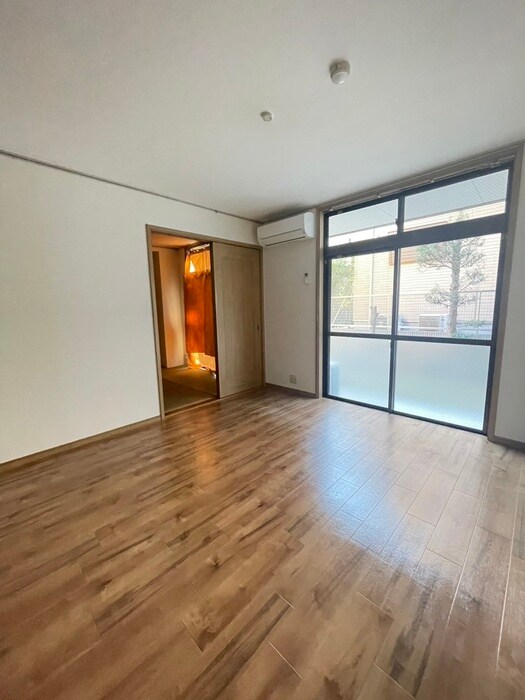 物件内観写真17　(居室)