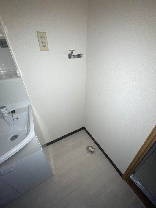 物件内観写真20　(洗濯機置場)