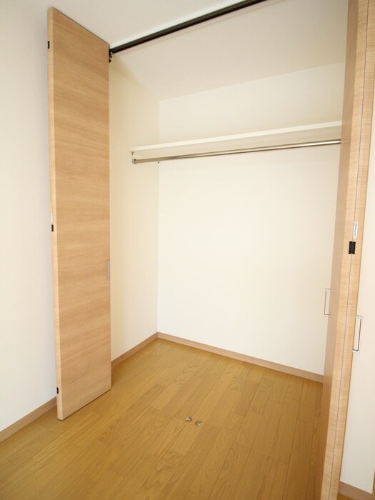 物件内観写真11　(収納)