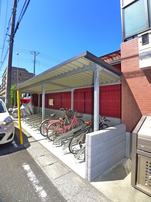 物件外観写真6　(駐輪場)