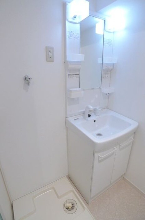 物件内観写真17　(洗濯機置場)