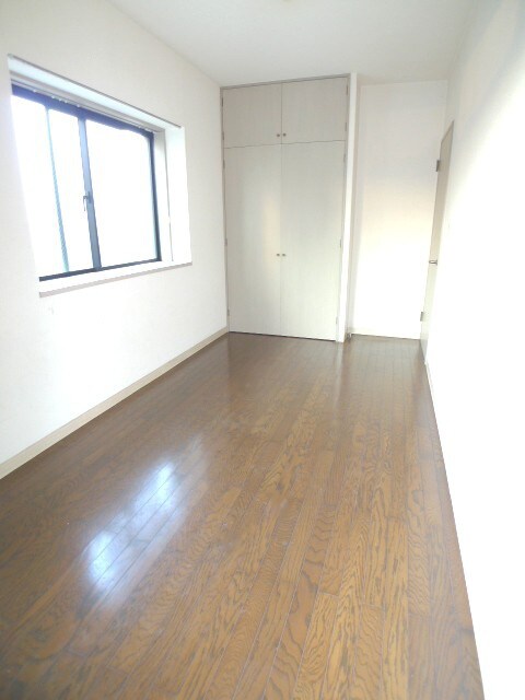 物件内観写真7　(収納)