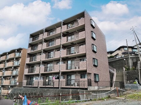 ７ｔｈバレ－東戸塚外観写真