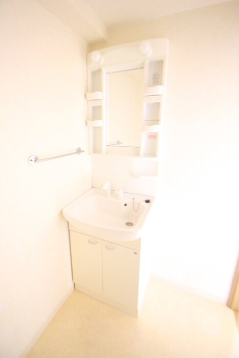物件内観写真8　(洗面)