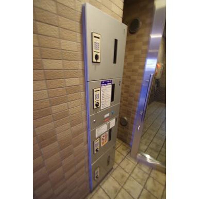 物件外観写真6　(建物設備)