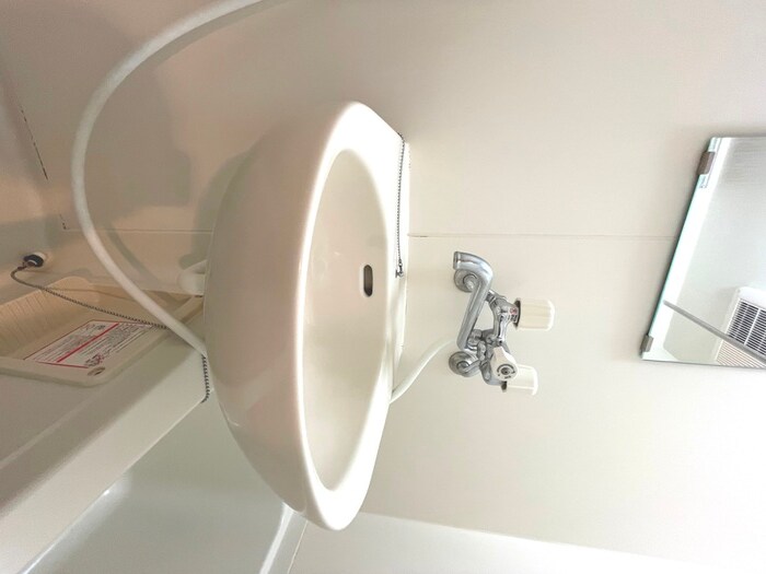 物件内観写真8　(洗面)