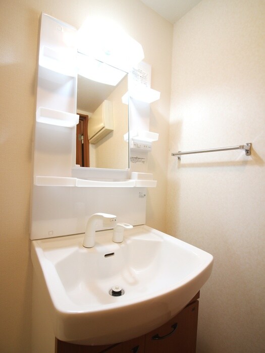 物件内観写真12　(洗面)