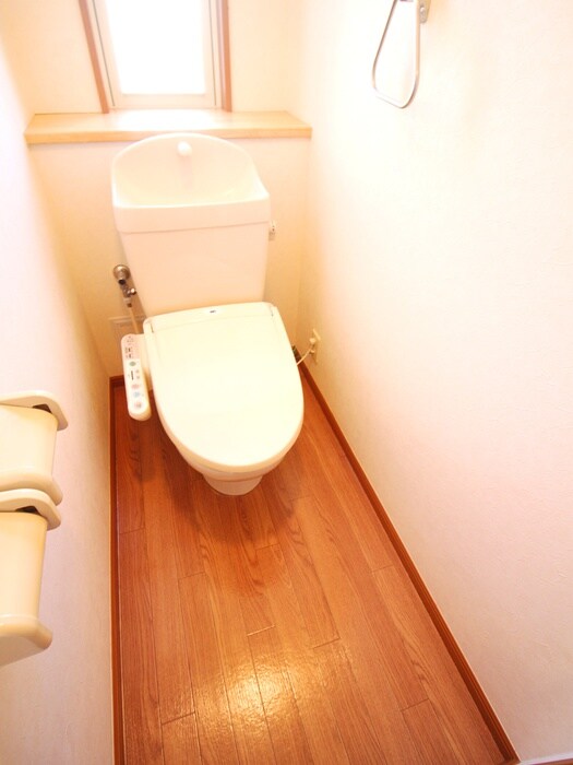 物件内観写真14　(トイレ)