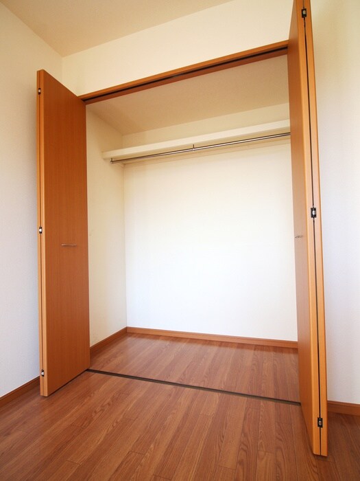 物件内観写真15　(収納)