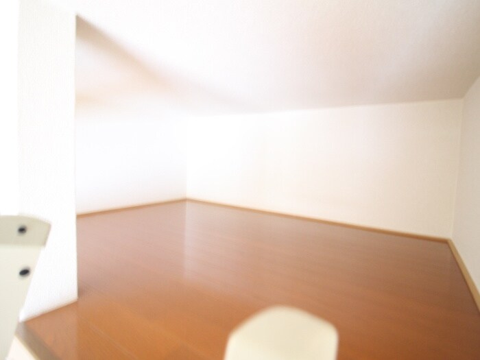 物件内観写真11　(ロフト)