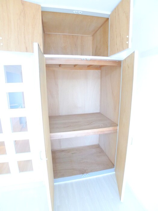 物件内観写真8　(収納)