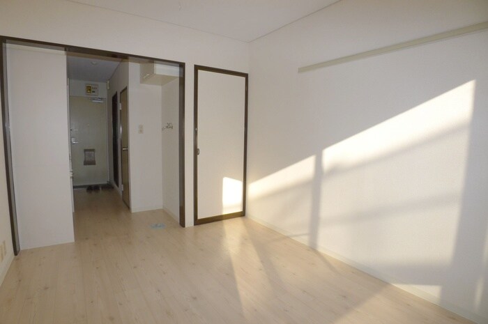 物件内観写真18　(居室)