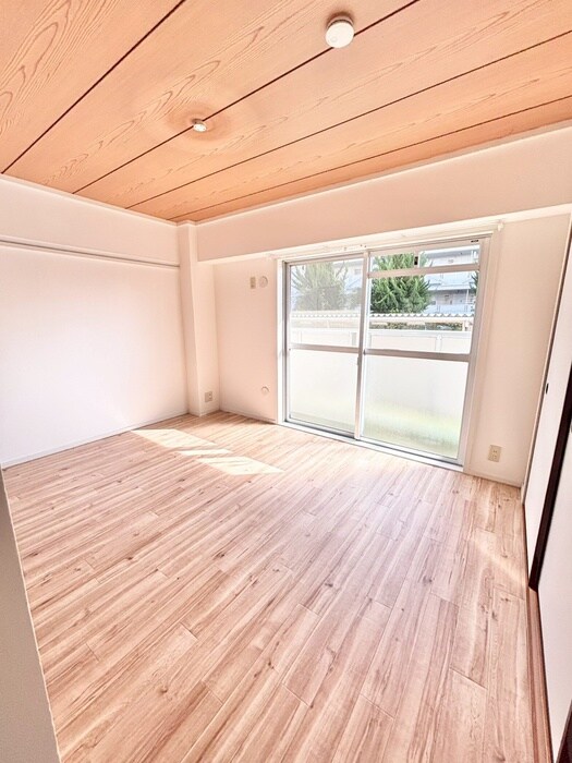 物件内観写真19　(廊下)